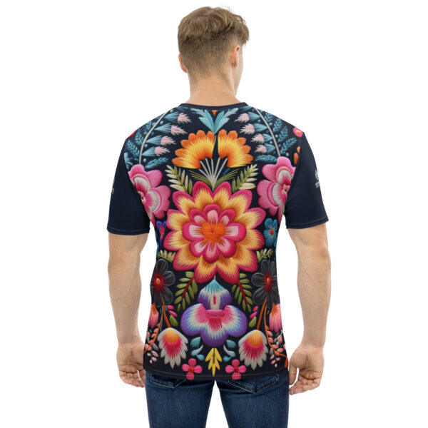 Playera textura floral bordado artesanal - Imagen 2