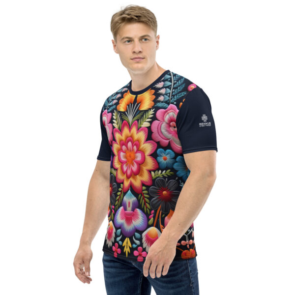 Playera textura floral bordado artesanal - Imagen 3